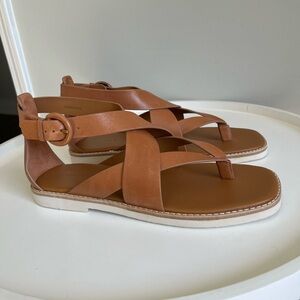 NIB Vince Morris Tan Leather Strappy Flat Thong Sandal Size 9M